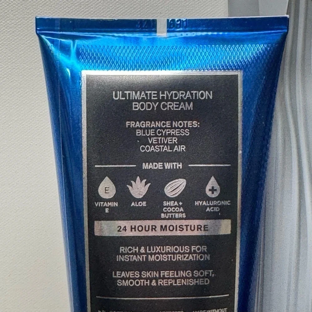 Bath and Body Works Mens Ocean Body Care 4 Piece Gift Set with Gift Bag NWT